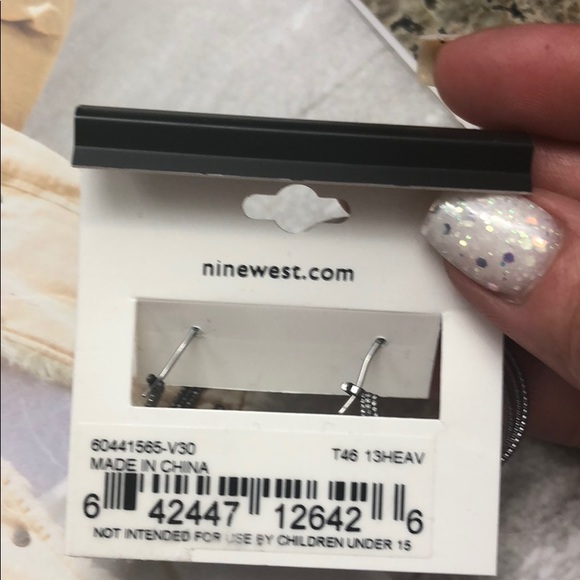 🌈FINAL SALE 🌈NineWest Hoop Earrings - Picture 3 of 3